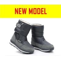 ราคา เบามาก กันน้ำซึมพร้อมลุยหิมะ รองเท้าบูทกันหนาว รองเท้าบูทลุยหิมะ บู๊ทกันหนาวชาย บูทกันหนาวหญิง Snow Boots Size 33 46 (16840538326)