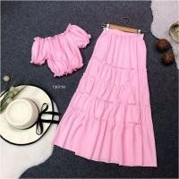 ราคา B13071 Set 2 ชิ้น เสื้อครอปคอกว้าง กระโปรงยาว 2 piece set wide neck crop top long skirt (20055925650)