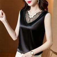 ราคา Hot Sale เสื้อสตรีผ้าซาตินคอวีเย็บลูกไม้แขนกุดสีทึบเสื้อนอกเสื้อกั๊กคืนได้ภายใน7วัน (11794616804)