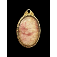 ราคา ล็อกเก็ตหลวงปู่แหวน วัดดอยแม่ปั่ง กะไหล่ทอง เก่ามาก แท้รับประกัน 2500 (16811512610)