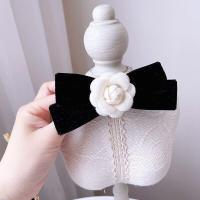 ราคา เข็มกลัดคาเมลเลียแบบเกาหลีย้อนยุคหญิงผูกโบว์กลิ่นหอมขนาดเล็กกำมะหยี่ประดับโบว์ดอกไม้ประดับคอสีขาวเสื้อเชิ้ตหญิง (19750434521)