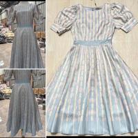 ราคา ชุดเดรสใส่ทำงาน ชุดเดรสลายไทย ชุดผ้าไทย ผ้าอัดกาวทั้งชุด ชิปหลังซ่อน เดรสเข้ารูปสวยๆ (20500176900)