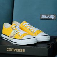 ราคา Converse All Star Classic ox Yellow รุ่นฮิต สีเหลือง รองเท้าผ้าใบ คอนเวิร์ส ได้ทั้งชายหญิง (4558196809)