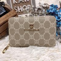 ราคา TTWN BEAR กระเป๋าสตางค์ใบกลาง น้องหมีโมโนแกรม gucci ซิปรอบสวยๆ ของแท้ พร้อมส่ง (20713854541)