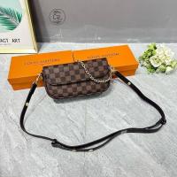 ราคา New กระเป๋าหลุยส์ กระเป๋าสะพาย มีทั้งสายโซ่ สายหนัง สวยมาก ขนาด 8 นิ้ว (20063792201)