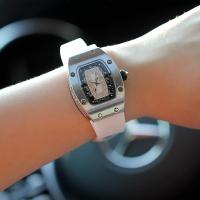 ราคา Fashionable pointer luminous new authentic womens watch inlaid with diamonds English waterproof silicone strap watch WYUE (19284364487)