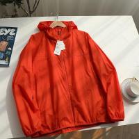 ราคา UNIQLO แจ็คเก็ตมีหมวกแบบมีซิปยูวีสำหรับผู้ชาย ผู้หญิงใช้คู่ในบ้านฤดูร้อนการอาบแดดที่ได้รับการป้องกัน444550ผู้ชาย (19667088110)
