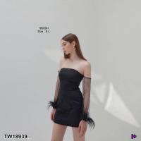 ราคา TW18939 เดรสเกาะอก ปลายแขนขนนก (20448193483)