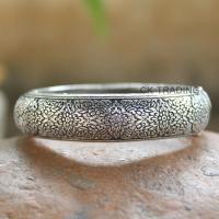 ราคา กำไล กำไลข้อมือ กำไลลายไทยรมดำ กำไลล้านนาประยุกต์ กำไลถมเงินลายไทย ขนาด 16 cm งานแท้ แวววาว ใส่แล้วดูดีมีเสน่ห์ (18934443229)