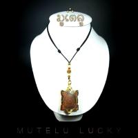 ราคา สร้อยคอเชือกร่ม ตะขอทองเลเซอร์ พร้อมจี้ เต่าหลวงปู่หลิว รุ่นปลดหนี้ พญาเต่าเรือน เต่ามหาโชค (4277234027)