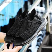 ราคา gift รองเท้าแตะ รองเท้าแตะรัดส้น สไตล์ Chubasco Sandals SD49 ชาย หญิง Black พร้อมส่งจากไทย gift (11257616835)