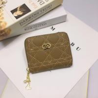 ราคา A84 กระเป๋า กระเป๋าสตางค์ใบสั้น กระเป๋าสตางค์ผู้หญิง มีซิปใบสำหรับใส่เหรียญ มีช่วงใส่บัตรงทั้งหมด4ช่อง วัดสุด หนังPU (19872232535)