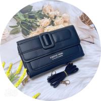 ราคา 3732กระเป๋าสะพายข้างดีไซน์หัวเข็มขัดสวยหรู มีสองซิป กระเป๋าสตางค์ กระเป๋าแฟชั่น หนัง PU (19416465684)