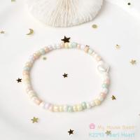 ราคา สร้อยข้อมือลูกปัด กำไลลูกปัดสีมุกหวานพาสเทล ตกแต่งจี้หน้ายิ้ม Smiley l K2293 (21295832498)