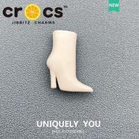 ราคา Jibbitz croc ตุ๊กตาบาร์บี้ หัวเข็มขัดรองเท้า สีชมพู รองเท้าน่ารัก ดอกไม้ DIY อุปกรณ์เสริมตุ๊กตาบาร์บี้ กระดุม croc (21086172337)