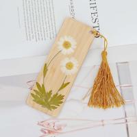 ราคา ที่คั่นหนังสือแบบไม้ ติดด้วยดอกไม้แห้งและร้อยพู่สีสันสวยงาม (21276662152)