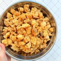 ราคา กากหมูทอดเกลือ ปรุงรสชาติ กากหมูทอด ชิ้นเล็กพอดีคำ อร่อย ไม่เค็มมาก ปรุงกำลังดี ทำเมนูได้หลากหลาย กากหมู กากหมูกรอบ (21151324666)