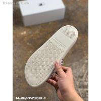 ราคา รองเท้าแตะ MLB Baseball League NY Yankee รองเท้าแตะลำลอง สำหรับผู้ชาย และผู้หญิง (9793243456)