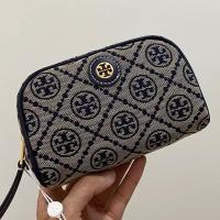 ราคา 2023 new Tory Burch Ladys 2022 T Monogram Series Two Colors Mini Jacquard Cosmetic Bag Clutch Bag (20015763429)