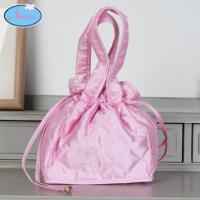 ราคา Nantita กระเป๋าผ้าไหมโมโนทรงขนมจีบ BSI451 (20145466359)