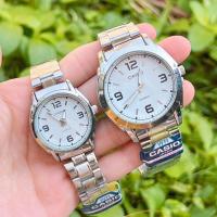 ราคา Watchtime นาฬิกาข้อมือแฟชั่นคู่รัก ระบบควอทช์ หน้าปัดขนาด 3040มม สายเลท สวมใส่สบาย (11809058848)