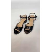 ราคา ucanjump Mid heels 35 รองเท้าส้นสูงแบบรัดส้นสีดำ สูง 2 นิ้ว (20826950109)