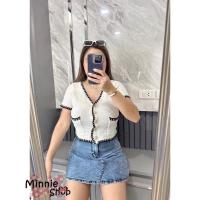 ราคา เสื้อครอปไหมพรมสาวอวบ แขนสั้นกระดุมหน้ามีกระเป๋าแต่ง 2ข้าง (20569535449)