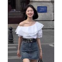 ราคา เสื้อเชิ้ตสีขาวผู้หญิงสำหรับฤดูใบไม้ผลิและฤดูใบไม้ร่วงเสื้อเชิ้ตแขนยาวเปิดหลังชายระบายทรงหลวมสไตล์ฝรั่งเศสใส่แล้วดูผอมเพรียวเสื้อปาดไหล่แบบลำลอง (19474592119)