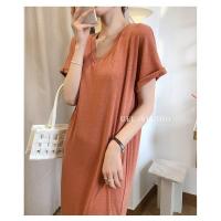 ราคา SUNDAY2020 ชุดเดรสสีพื้นคอวี มีดีเทลพับแขนเสื้อเก๋ๆ ใส่ได้ทุกวันสีไม่มีซ้ำแน่นอน (16195088386)