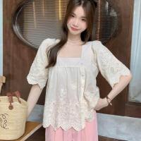 ราคา 64916 เสื้อท็อป คอสี่เหลี่ยม แต่งลูกไม้ และกางเกงขากว้าง สีชมพู สไตล์เกาหลี V728 (19844290067)