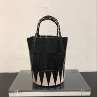 ราคา BaoBao BASKET S ของแท้จาก Shop baobao issey Miyake (19286734157)