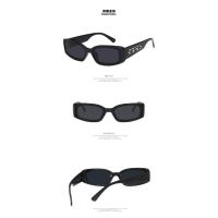 ราคา แว่นกันแดด เลนส์ตรง กันuv400 001B (20250059750)