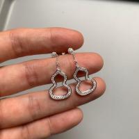 ราคา 925เงินสเตอร์ลิงน้ำเต้าตุ้มหูผู้หญิง Seiko อารมณ์สง่างามฝังเพชรต่างหูแฟชั่นเรขาคณิตต่างหูสไตล์จีน Xai (19641893682)