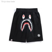 ราคา กางเกง A Bathing APE Bape Black Sharks printed Shorts กางเกงขาสั้นพิมพ์ลายฉลามสำหรับผู้ชายสีดำ (9739505496)