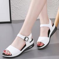 ราคา WTU968 Playboy รองเท้าแตะผู้หญิงของแท้หนัง2021ใหม่แพลตฟอร์ม Wedge Peep Toe รองเท้าแตะเกาหลีสไตล์นักเรียนหญิงกลางส้นรองเท้า (8722583274)