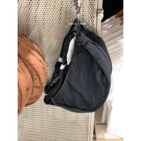 ราคา UNIQLO Ujia ชุดกระเป๋าสะพายไหล่ผ้าลูกฟูกสำหรับผู้ชาย ผู้หญิงกระเป๋ากระเป๋าสะพายบ่าผ้าลูกฟูกกระเป๋าสะพายไหล่ Y461934กระเป๋าสะพายข้าง (20729504742)