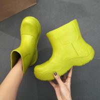 ราคา รองเท้าบูทกันฝนแฟชั่นสตรีกันลื่นกันลื่นรองเท้ากันฝนสุทธิสีแดงรองเท้าบูทสั้นแบบเดียวกันรองเท้าน้ำพื้นหนา (19875837800)