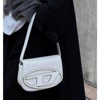 ราคา XIAYISHI jingle bag diesel กระเป๋าหนังดีเซลกระเป๋าเล็กขนาดเล็กดีไซน์เรียบง่ายเพียงแค่ดวงดาวขนาดเล็กแฟชั่นแบบใหม่กระเป (19569464956)