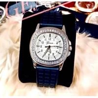 ราคา นาฬิกาข้อมือผู้หญิง GENEVA เจนีวา เเบรนด์เเท้ทรง ปาเต๊ะสายชิลิโคลน นิ่มใส่สบาย ตั้งเวลาให้เเถมฟรีถุงฝ้าสีดำทุกเรือน (19173287456)