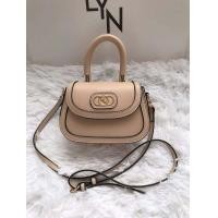 ราคา กระเป๋าสะพายข้าง LYN ใบเล็กของคุณหนู สไตส์มินิ น่ารักๆ คอลเลคชั่นใหม่ ใบกระทัดรัด มีหูจับอะไหล่ตัว L 6 สี อุปกรณ์ถุงผ้า และ ป้ายราคา (16634078042)