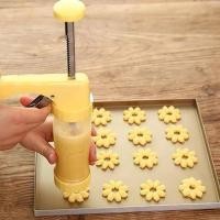 ราคา กระบอกกดคุกกี้ แบบพลาสติก พร้อมหัวกด 20 หัว หัวบีบ 4หัว แม่พิมพ์กดคุกกี้ เครื่องกดคุกกี้ เครื่องปั้มคุกกี COOKINGRUN (13681183883)