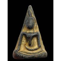 ราคา พระนางพญาพิมพ์เข่าโค้งเนื้อสีดำ ฝังกริ่งเหล็กไหล เขย่าดัง แม่เหล็กดูดติด กรุนครไทย พิษณุโลก ส่งตรงปก ก334 (20461960409)