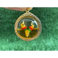 ราคา จี้สาริกาลิ้นทอง ใส่กรอบชุบทองไมครอน (20957219043)