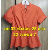 ราคา 25 SALE ล้างสต๊อกต้อนรับปีใหม่แฟชั่นเสื้อผ้าไซส์ตัวเล็กตัวละ 15 บาท G6 เสื้อเชิ้ตคอจีนวีสกิปเปอร์แขนสั้นปลายแขนพับกระดุมหน้าเฉียงเข้ารูปช่วงเอวสีส้มสดผ้าคอตตอนงานสวยสวมใส่สบาย (20680722613)