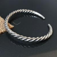 ราคา กำไลเงินผู้ชาย กำไลเงินแท้99 9 ฟรีไซร์ รับประกันสินค้า งานแฮนด์เมดจากช่างฝีมือชาวเชียงใหม่ เหมาะสำหรับผู้ชายผู้หญิง (14310897204)