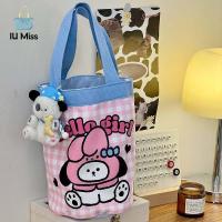 ราคา กระเป๋าแฟชั่น กระเป๋าสะพาย กระเป๋าถือ กระเป๋าตังค์ สัตว์การ์ตูน กระเป๋าผ้าใบทรงถังกระต่าย ตัวอักษรสำหรับเด็ก ตาข่ายตาข่ายตาข่าย กระเป๋าโท้ท Melody แฟชั่นสำหรับผู้หญิง ถุงเก็บสัมภาระ กระเป๋าถือพิมพ์ลาย