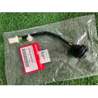 ราคา ขั้วหลอดไฟท้าย SCOOPY i ปี 2013 อะไหล่แท้ 33750 K16 901 (12897026768)