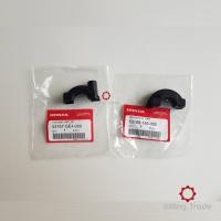 ราคา ประกับปลอกคันเร่งตัวบน ตัวล่าง A138 HONDA 53168 166 000 53167 GE4 000 Wave100Wave ZWave110คาร์บูSonicNice110TENABEAT แท้ศูนย์ 1ชุด 2ชิ้น A138 (20212779049)