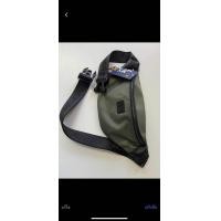 ราคา Mc Jeans แท้100 กระเป๋าสะพายคาดเอว คาดอก มี 3 สีดำ กรม เขียว น้ำหนักเบา ปรับสายได้ กระเป๋ามี 2 ช่อง ราคาป้าย 1195 บาท (20490665627)