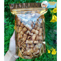 ราคา กล้วยม้วนอบเนย ขนาด200กรัม กล้วยม้วนโรยงา กล้วยม้วนกรอบ กล้วยม้วนฉาบ กล้วยอบเนย กล้วยฉาบเนย กรอบ อร่อย หวานน้อย เก็บได้นาน ของฝาก (16975652231)